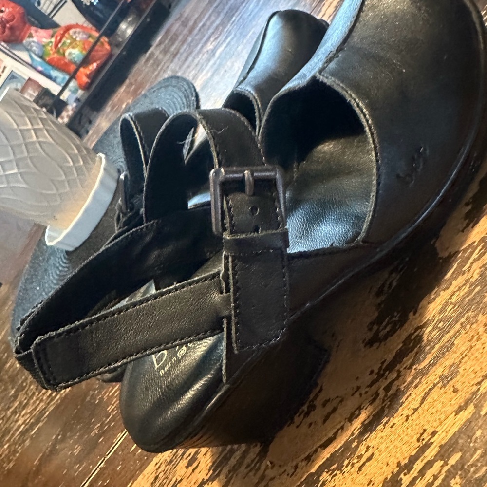 b.o.c. Black Leather Mules Sandals
